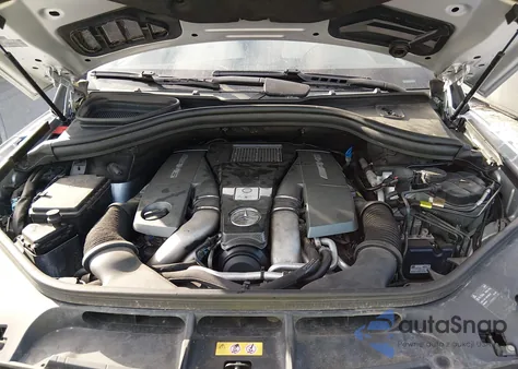 2013 Mercedes-Benz Ml 63 Amg 4Matic z USA, uszkodzony, nr VIN 4JGDA7EB0DA161087